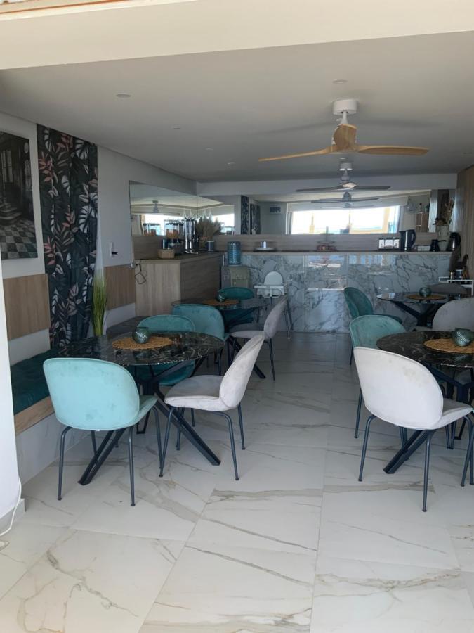 Villa Apartmani Anja Добра-Вода Экстерьер фото